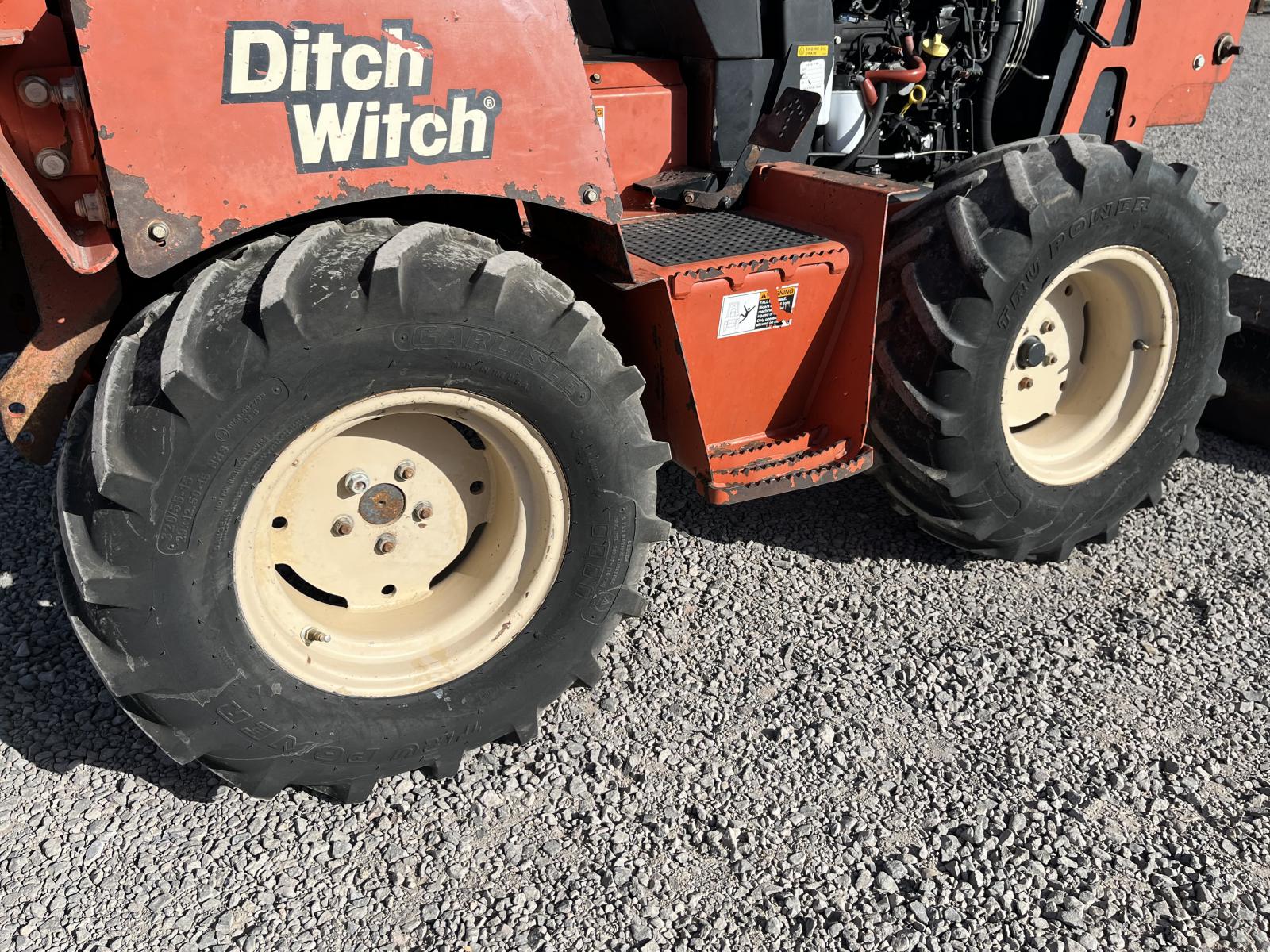 ./imagenes/INVOICE/2019/15606/ZANJADORA DITCH WITCH  RT45 (6).JPG